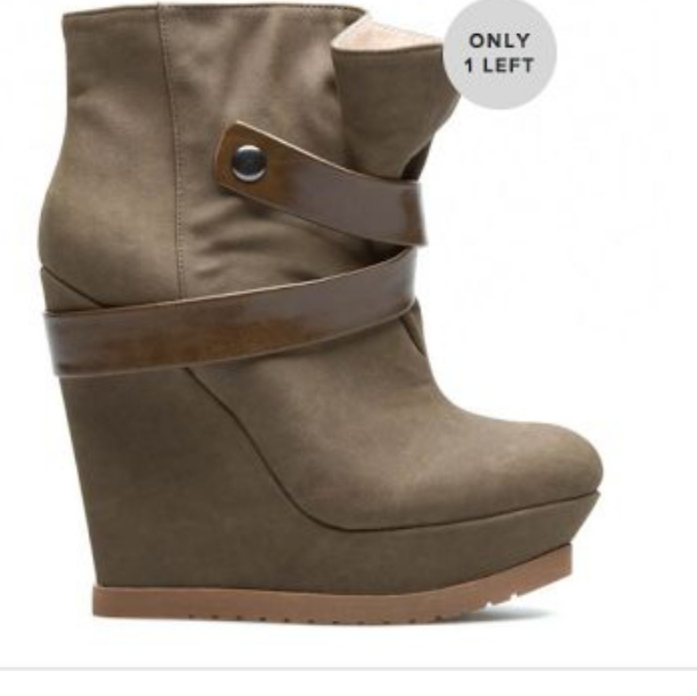 Shoe
